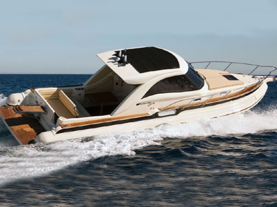 Η Bolton προσφέρει τη δυνατότητα δοκιμής στα σκάφη της